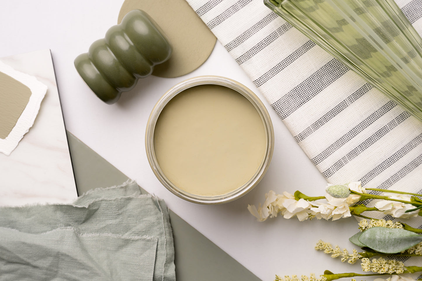 32oz Dixie Belle Chalk Mineral Paint