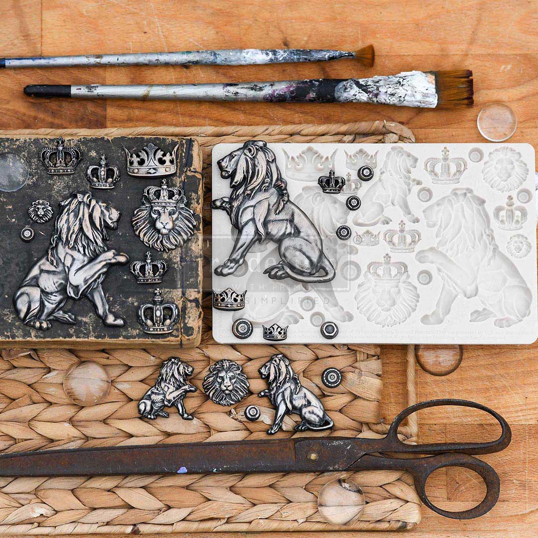 Finnabair Decor Mould - Regal Lions
