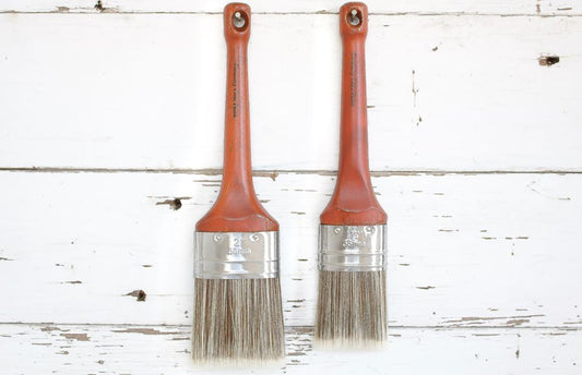 Oval Country Chic Paint Brush