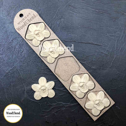 Pack of Five Simple Five Petal Flower WUB0347 5×5.5cm SKU